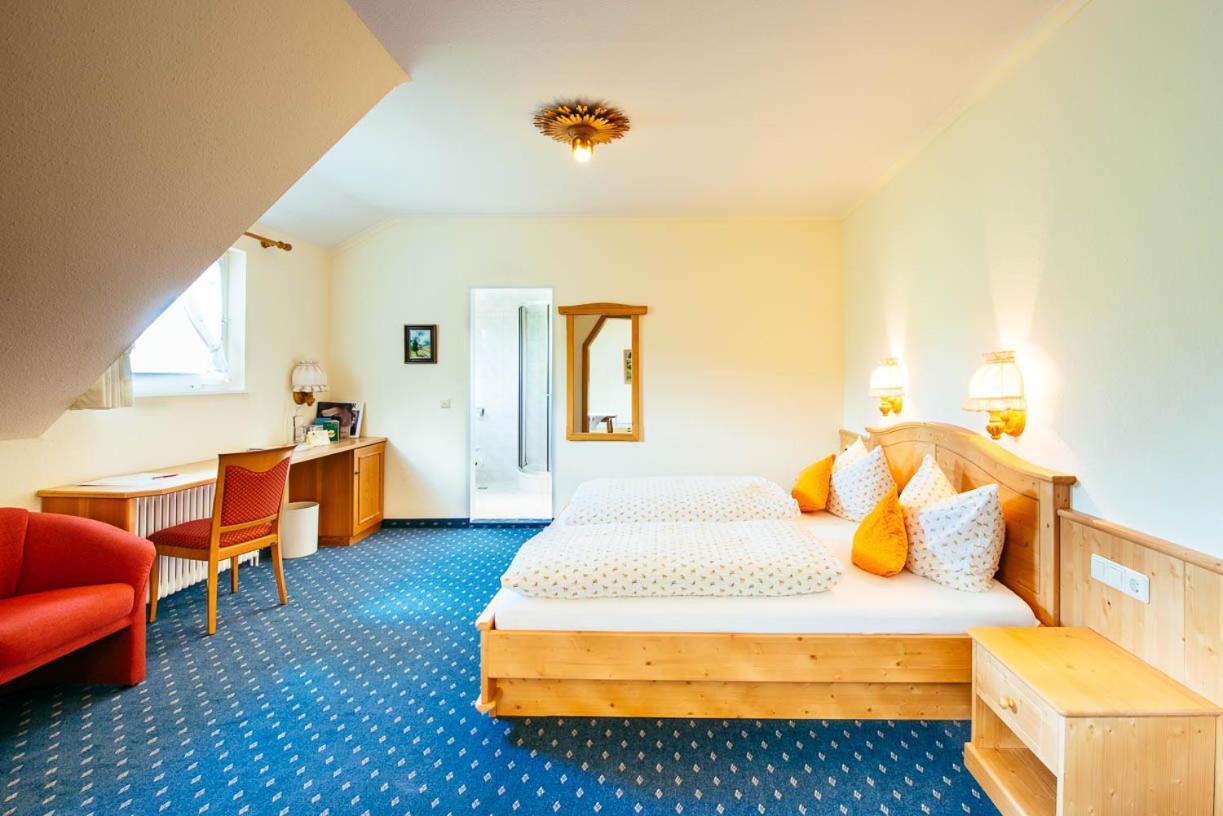 Waldhotel Fehrenbach Хинтерцартен Екстериор снимка