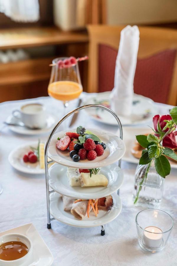 Waldhotel Fehrenbach Хинтерцартен Екстериор снимка